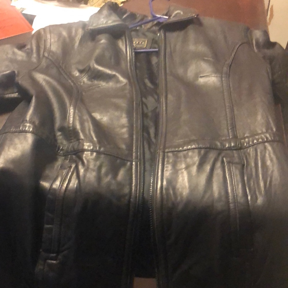Women’s leather jacket